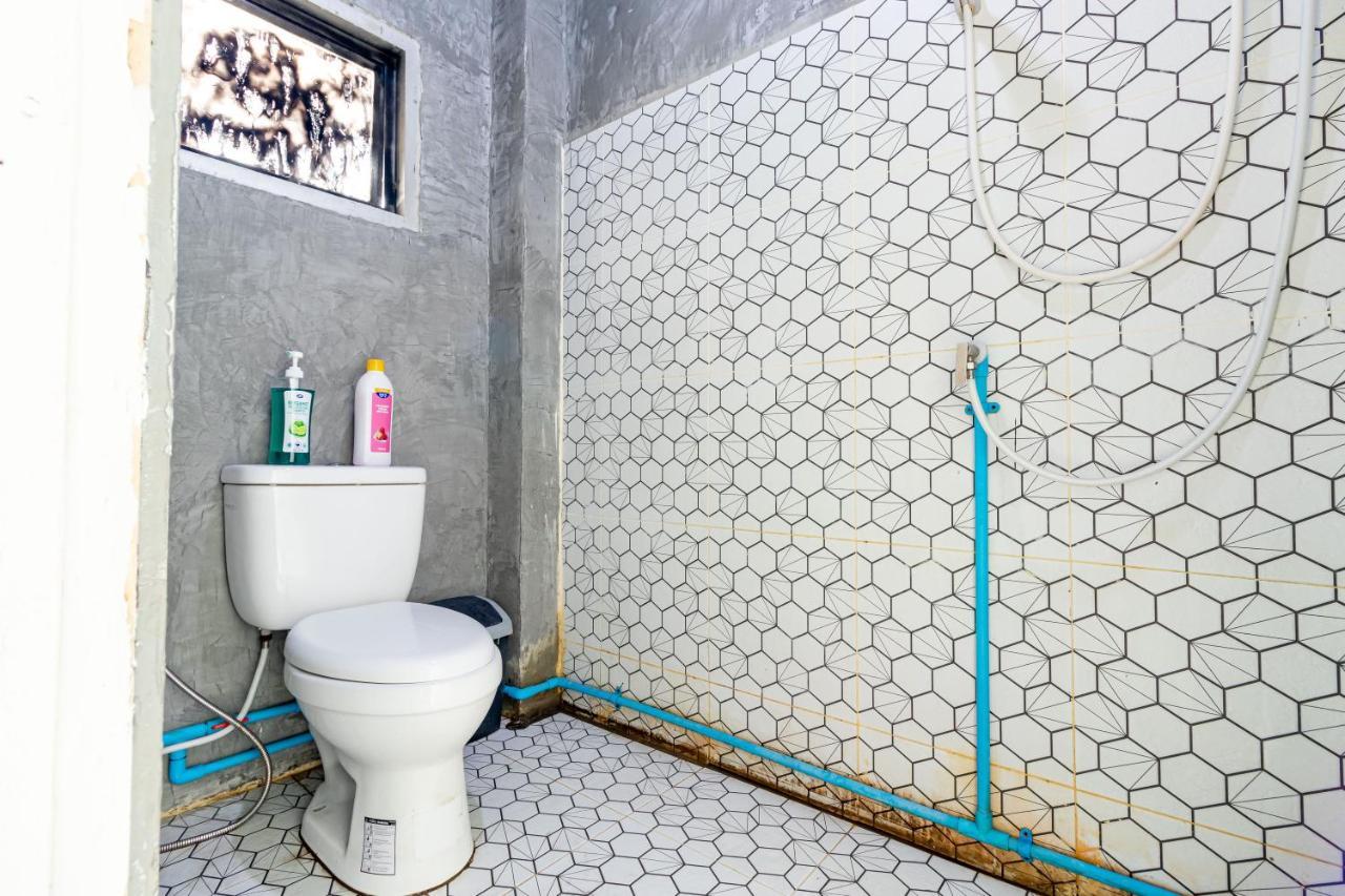 בנגקוק The Beds Ever Hostel (Adults Only) מראה חיצוני תמונה